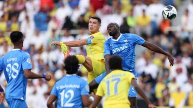 الهلال يضرب النصر بثنائية ويتوج بلقب كأس موسم الرياض